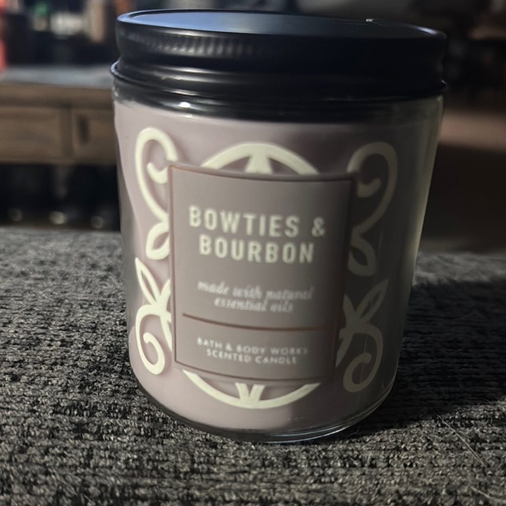 Bath & Body Works Bowties & Bourbon Scented Candle - Black and Cream
